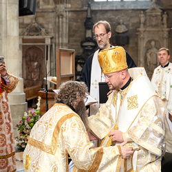 Priesterweihe Byzantinischer Ritus im Stephansdom / Erzdiözese Wien/ Schönlaub