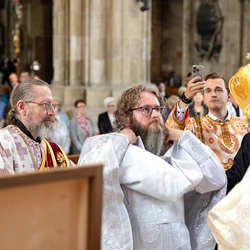 Priesterweihe Byzantinischer Ritus im Stephansdom / Erzdiözese Wien/ Schönlaub