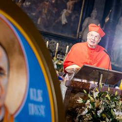 byzantinisches Pontifikalamt Stephansdom / Erzdiözese Wien/ Schönlaub byzantinisches Pontifikalamt Stephansdom